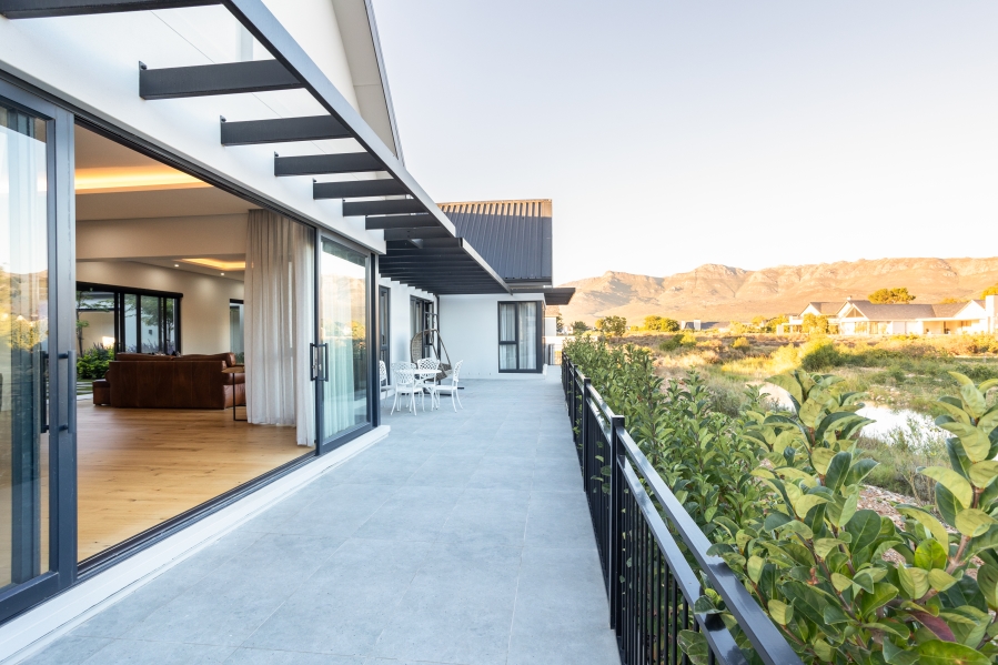 4 Bedroom Property for Sale in Val De Vie Estate Western Cape